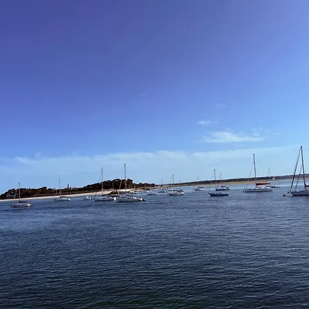 Vue Avec Terrasse Et Piscine * Le Croisic